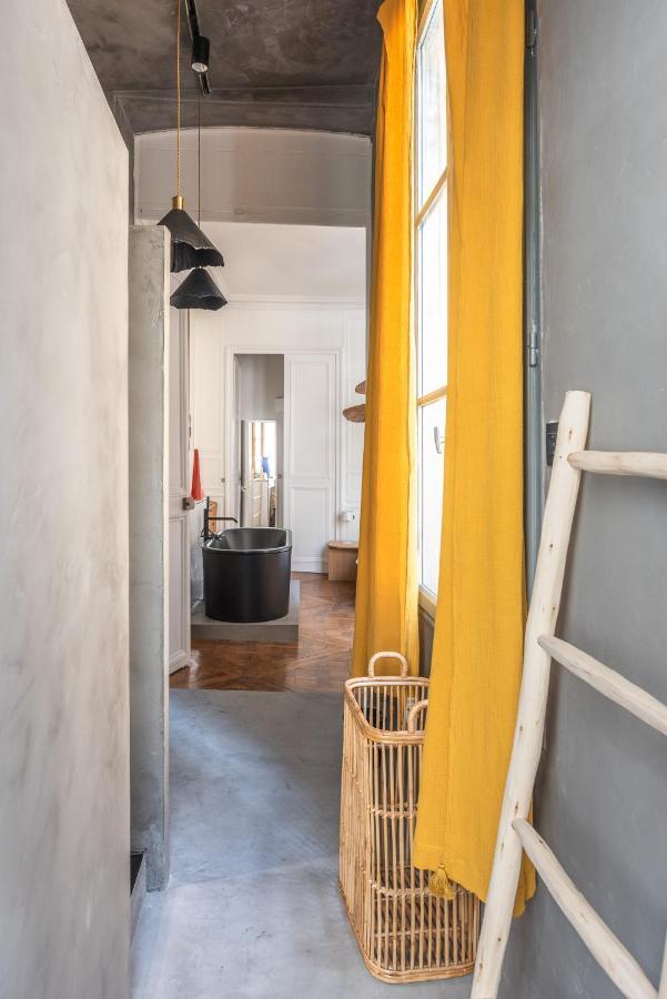 Outstanding Parisian Flat In Heart Of Paris Center Apartment Luaran gambar