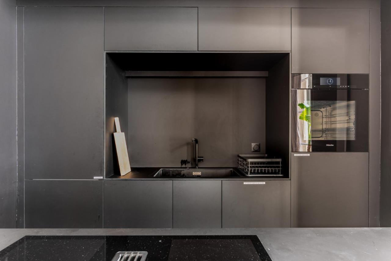 Outstanding Parisian Flat In Heart Of Paris Center Apartment Luaran gambar