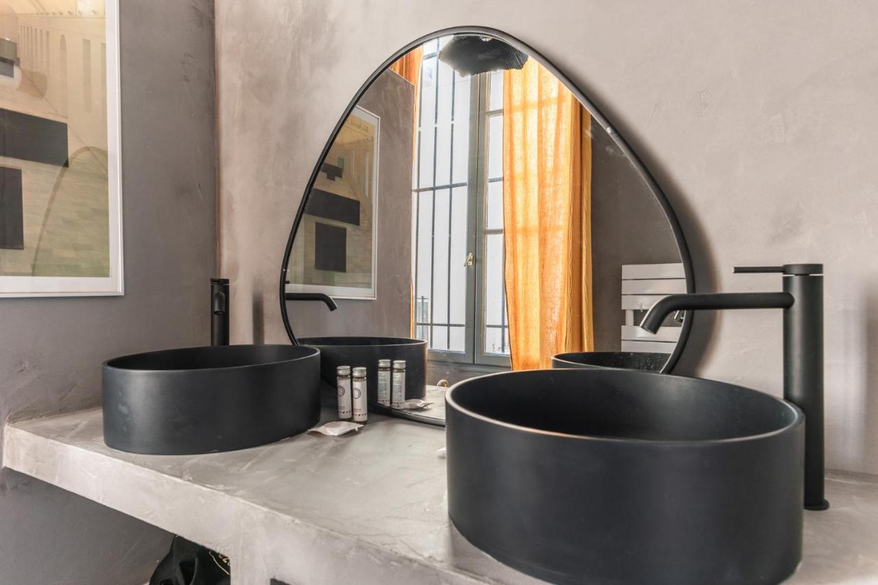 Outstanding Parisian Flat In Heart Of Paris Center Apartment Luaran gambar