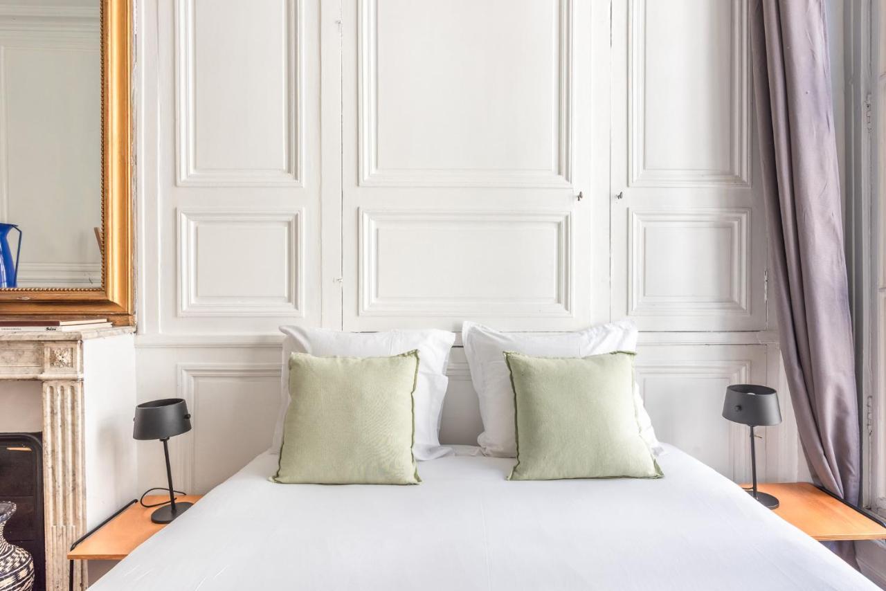 Outstanding Parisian Flat In Heart Of Paris Center Apartment Luaran gambar