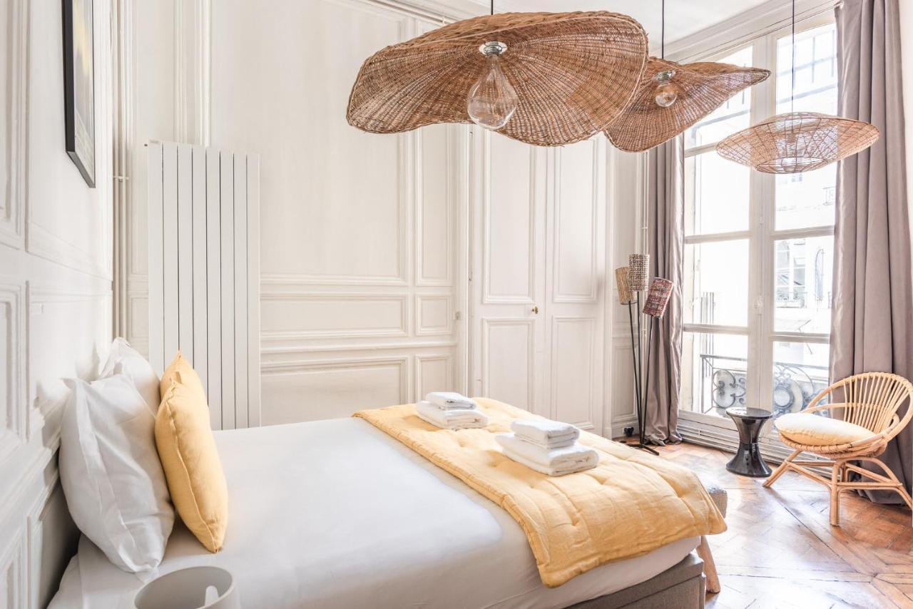 Outstanding Parisian Flat In Heart Of Paris Center Apartment Luaran gambar