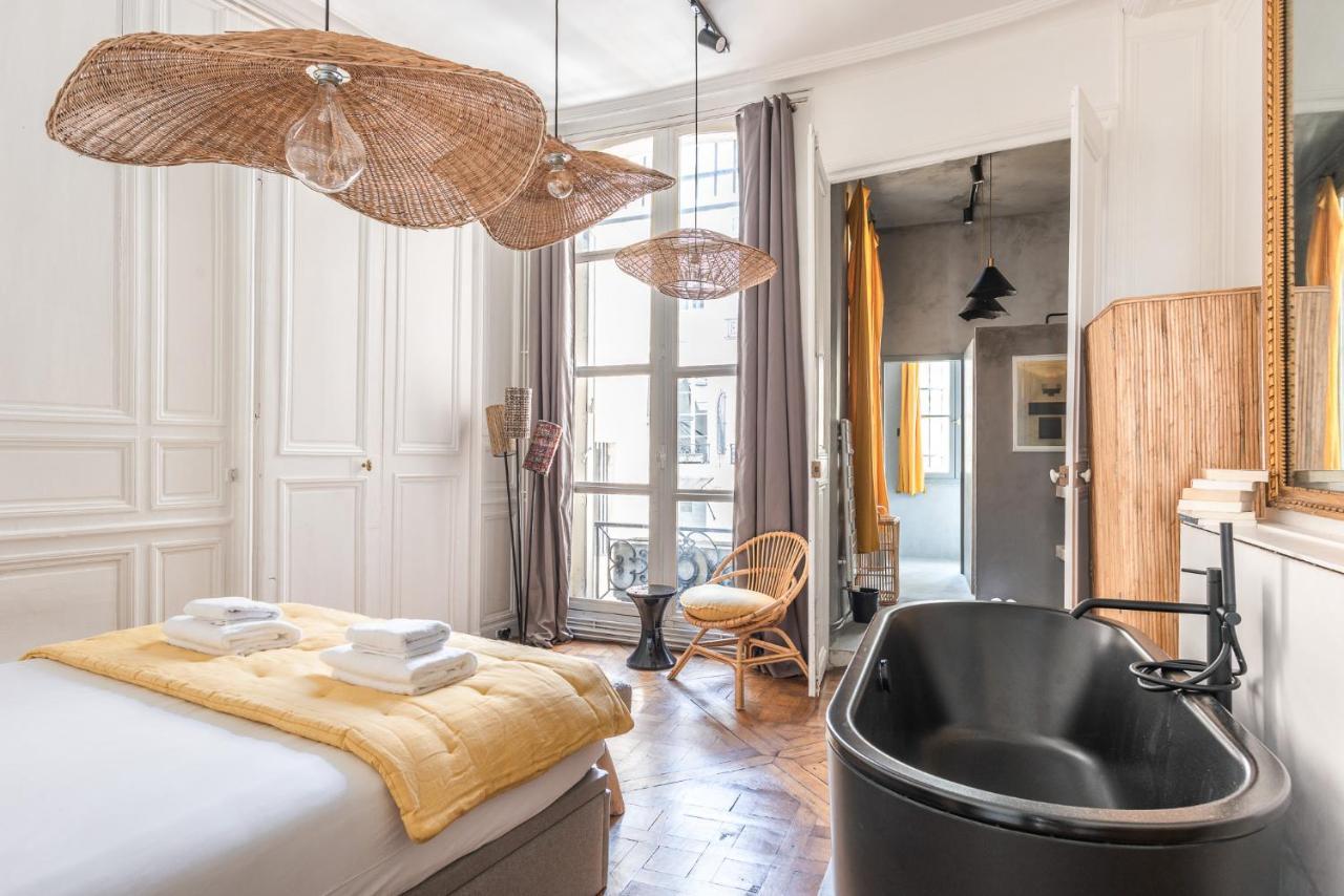 Outstanding Parisian Flat In Heart Of Paris Center Apartment Luaran gambar
