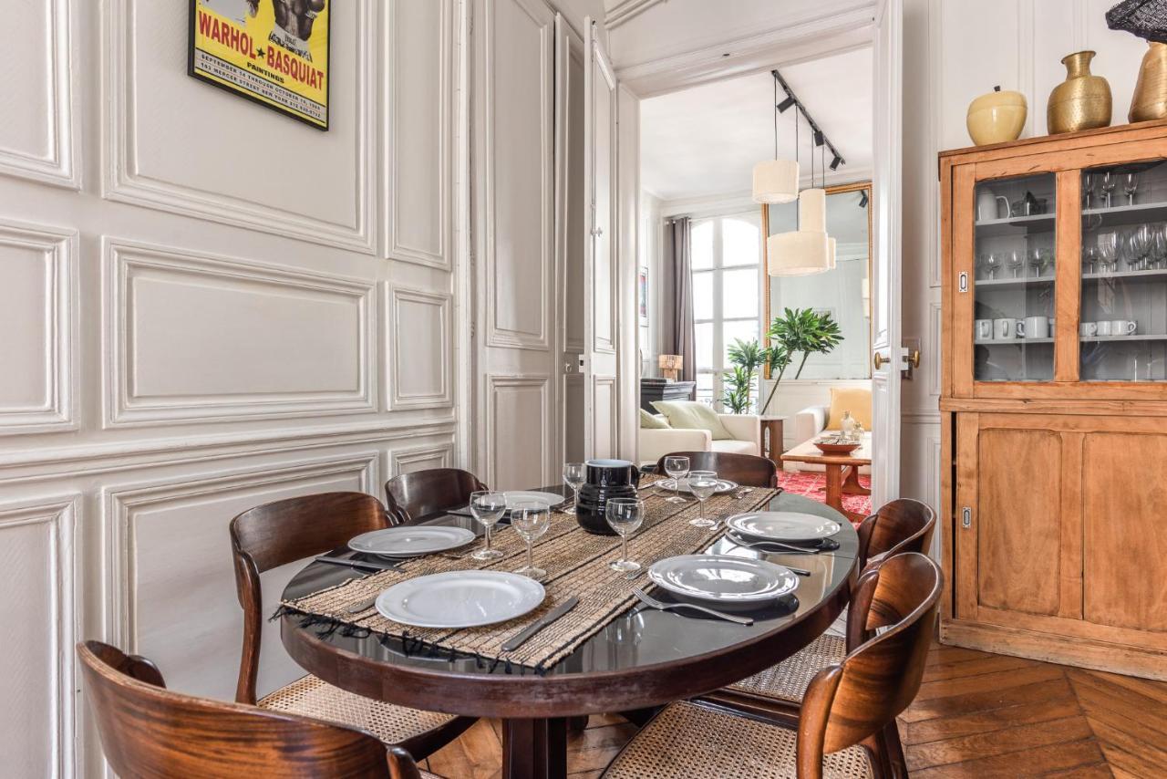 Outstanding Parisian Flat In Heart Of Paris Center Apartment Luaran gambar