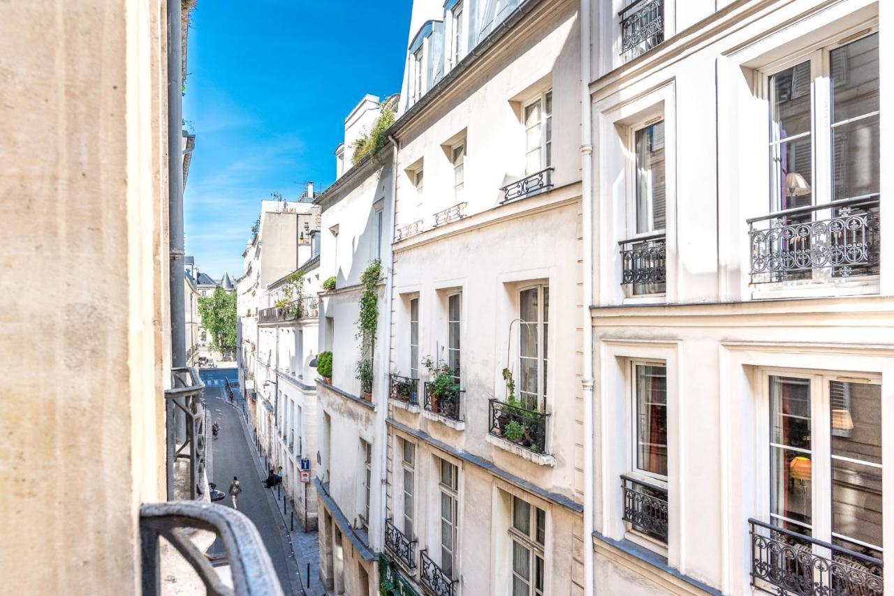 Outstanding Parisian Flat In Heart Of Paris Center Apartment Luaran gambar